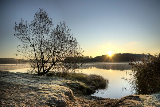Autumn. Daybreak.