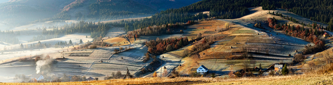 Morning ............ ............ village in the Carpathian