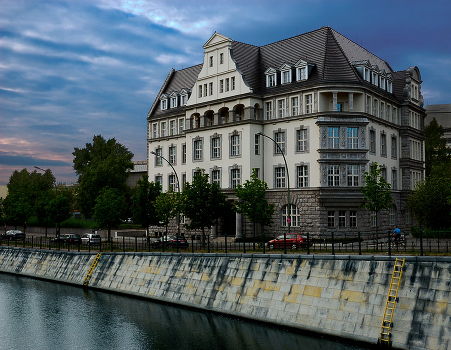 Live near the river