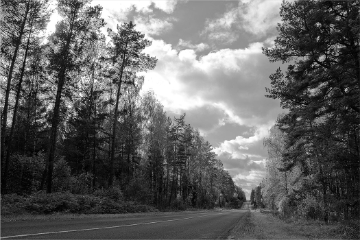 Auf der Straße mit den Wolken ...