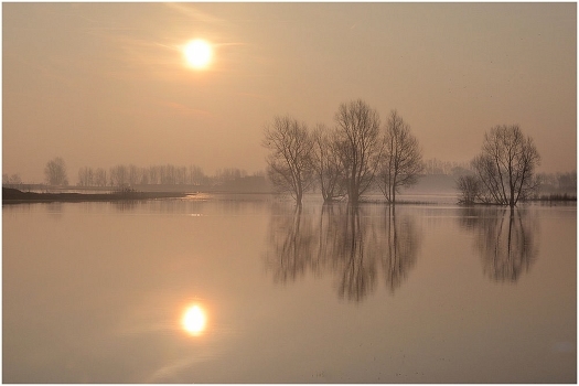 Sunrise over the flood.