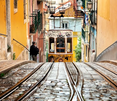 FADO