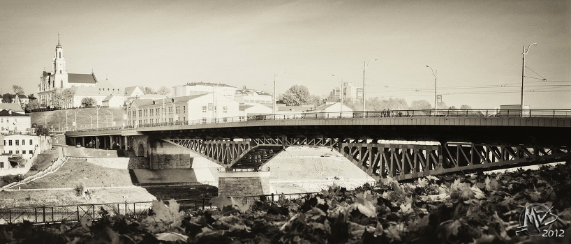 Old-new bridge