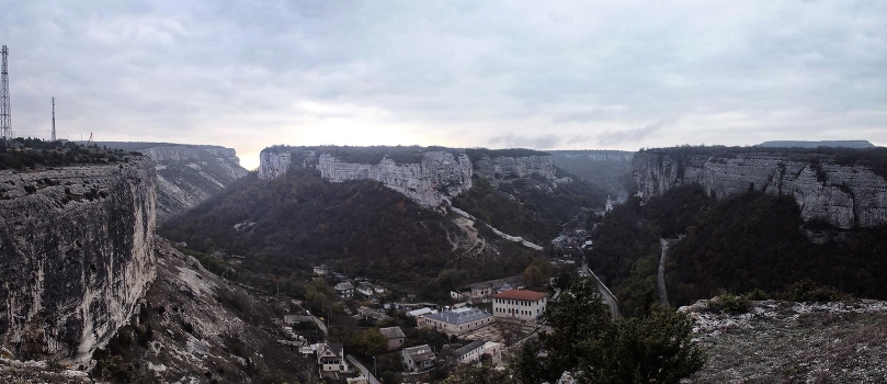 Bakhchisarai autumn. Gloomy morning ...
