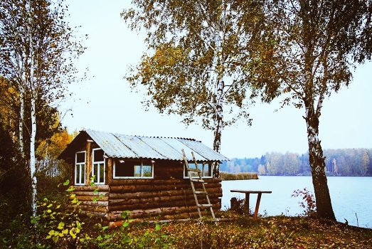 ... в маленькой хижине