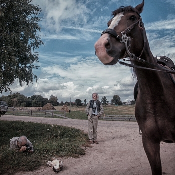 About KONYAKI, cat and photographers