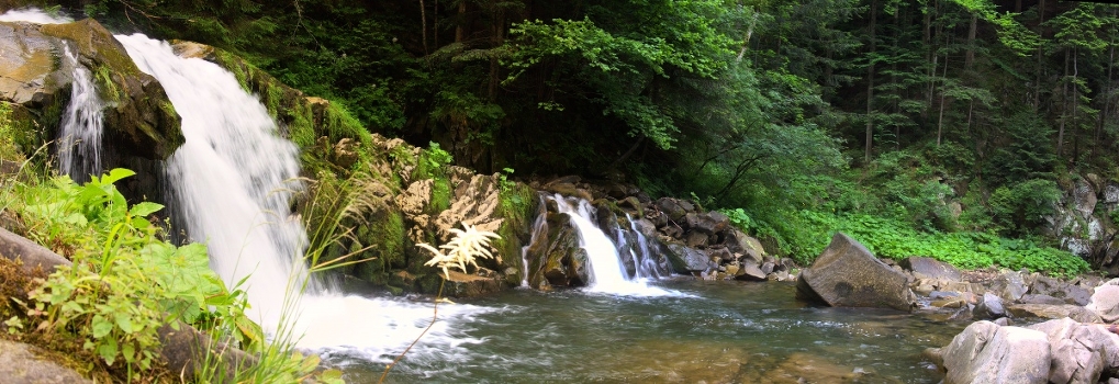 Waterfall Kamianka