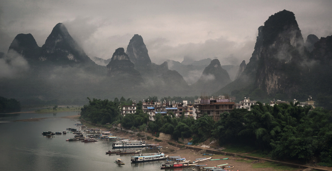 Rainy morning on the Li River