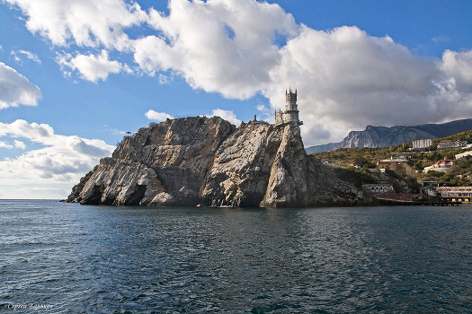 Swallow's Nest, the view from the sea