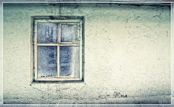 I see winter in my window...