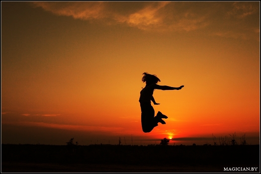 In pursuit of the sun, free flight