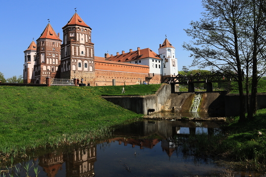 Mir Castle.