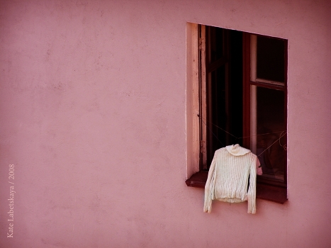 A room without balcony