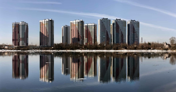 Город.