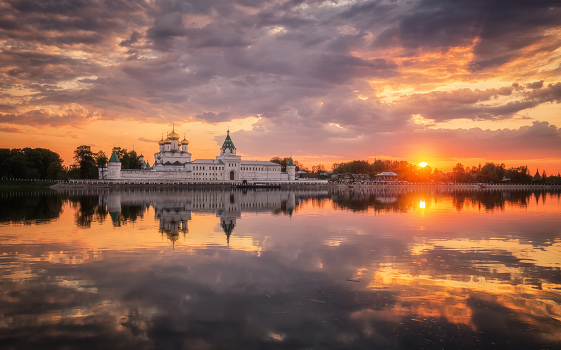 The Ipatiev Monastery at sunset in spring