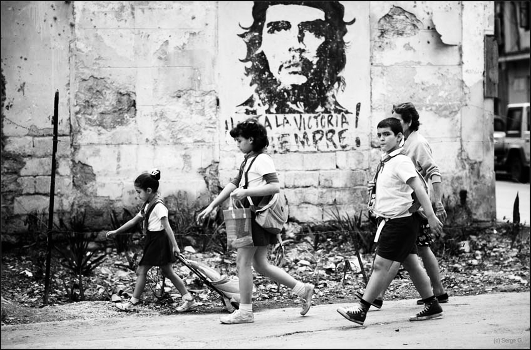 About Che, about the pioneers ...