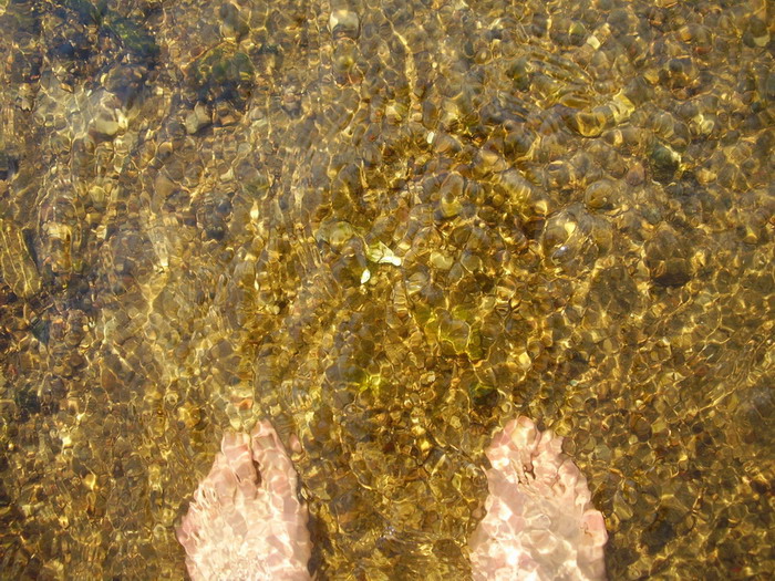 I stand on the gold