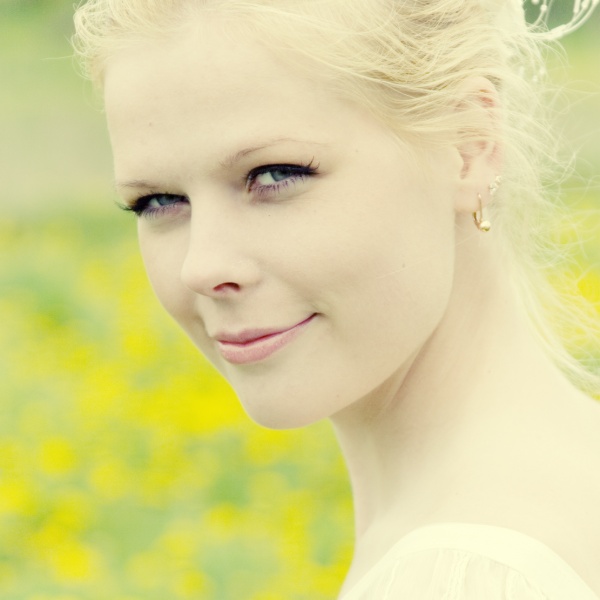 the last sighs of the young and the sad spring / ***