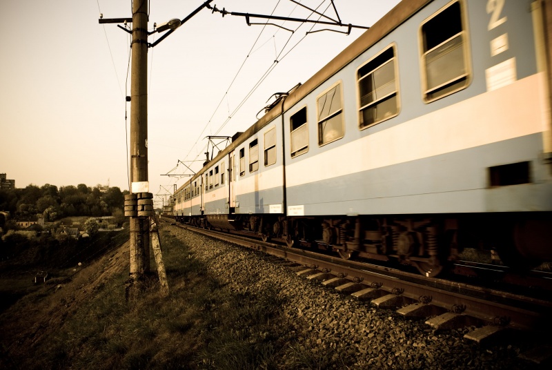 Train..