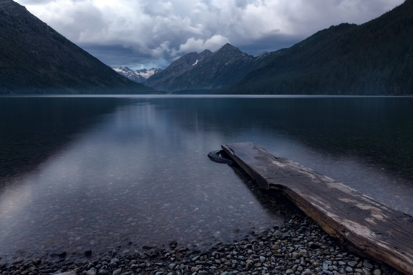 Evening on the lake