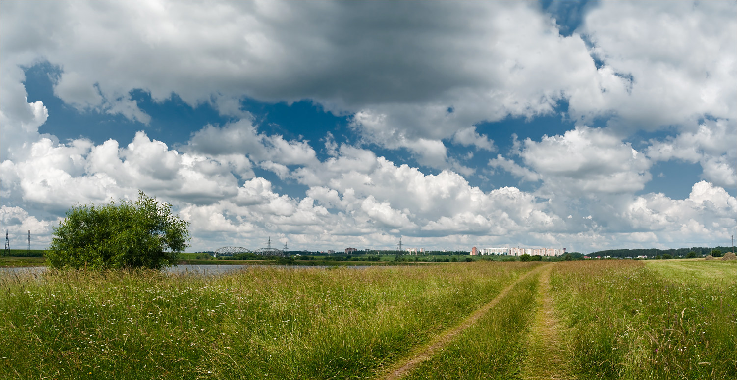 Panorama of the road in a big city ...