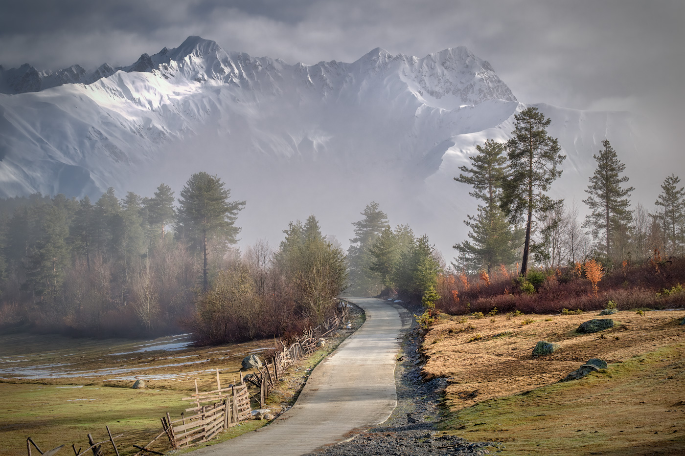 Tsvirmi Misty Road