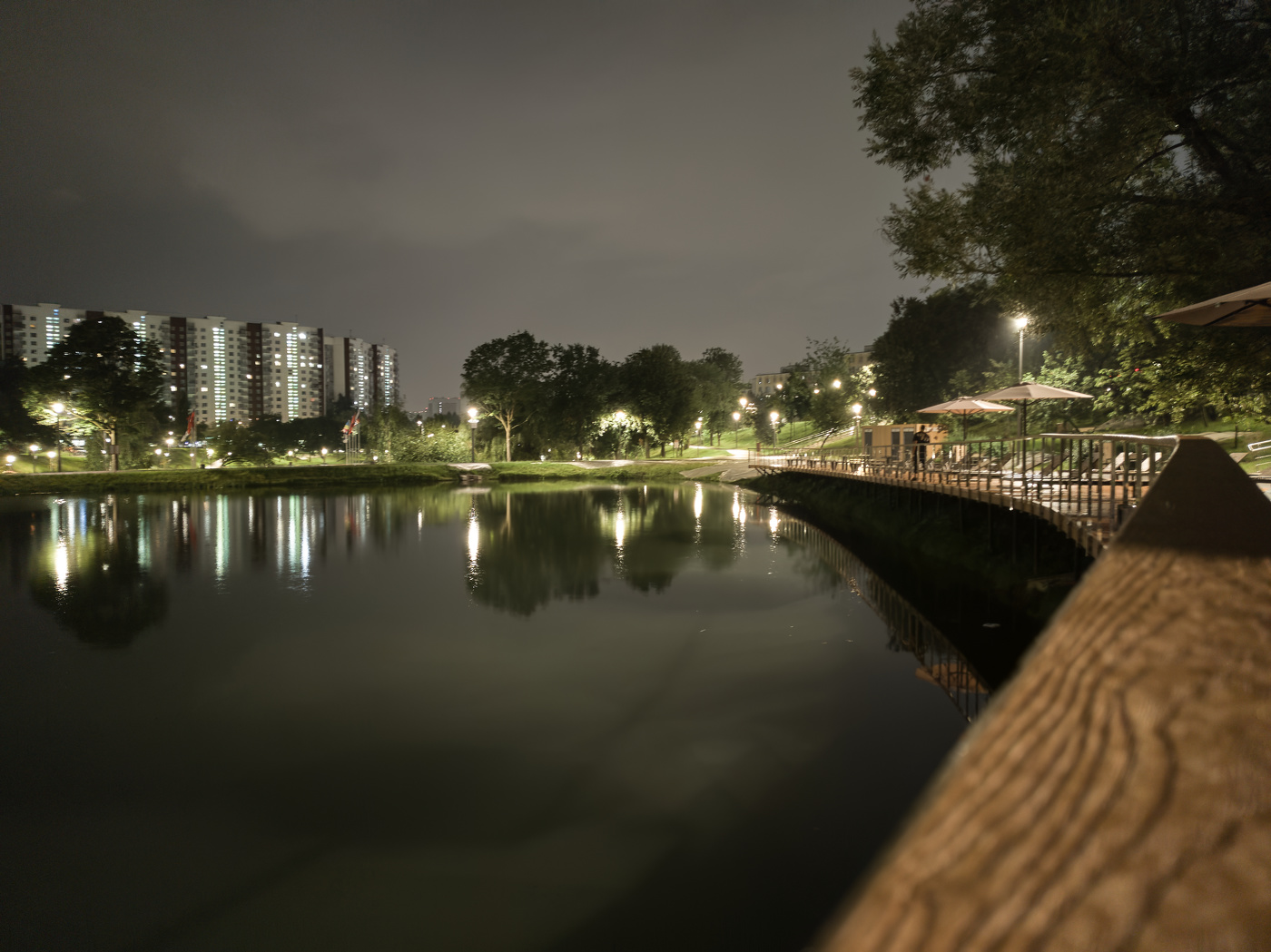 Night Park lake with perspective