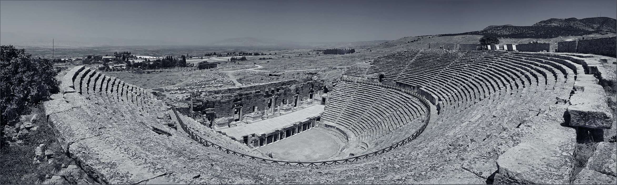 Hierapolis Theatre ........ .......