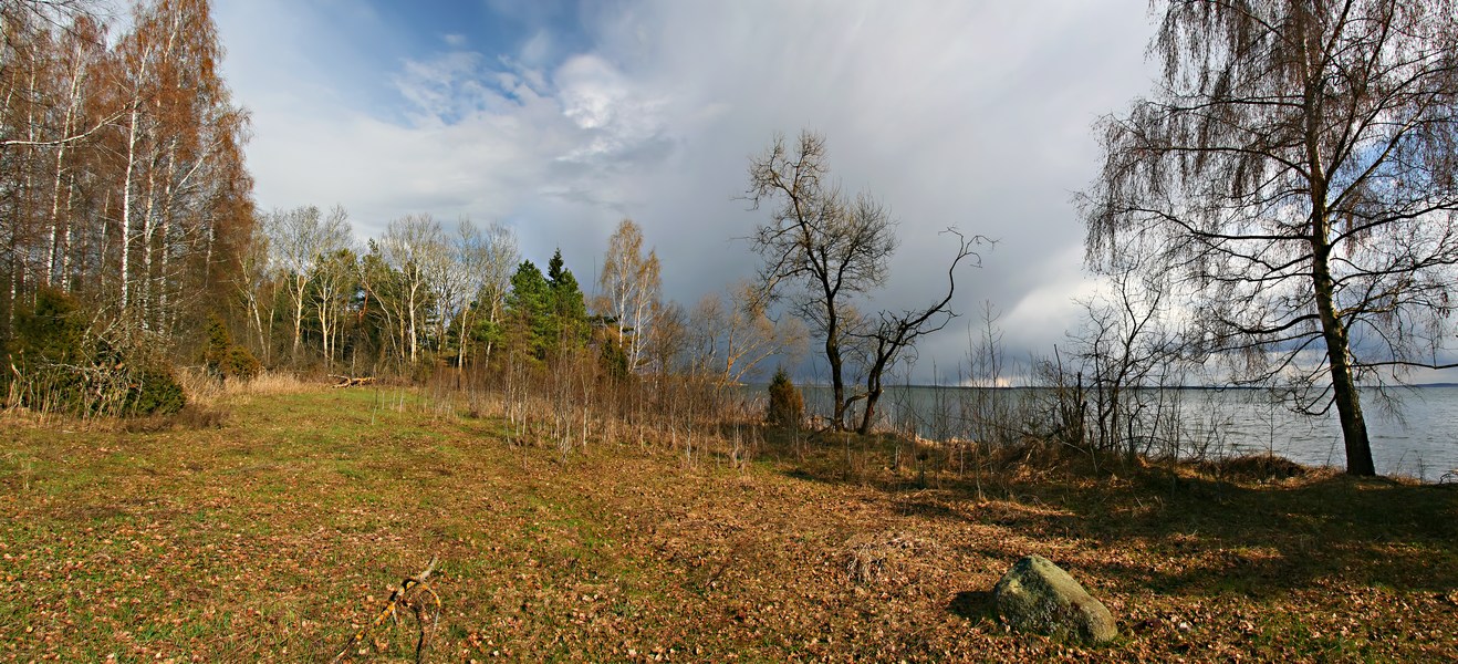 Naroch. April