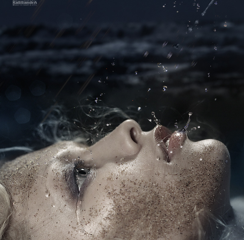 Salt teardrops of the sea
