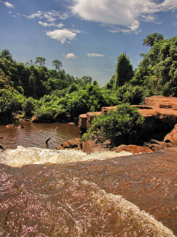 Kbal Chhay Waterfall