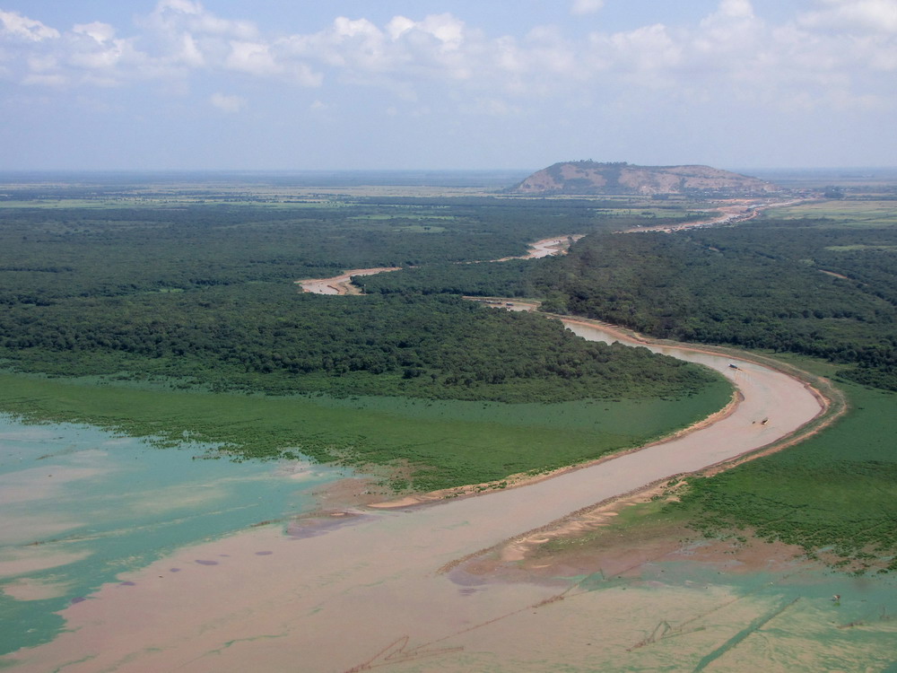 Valley of the Tonle Sap lake
