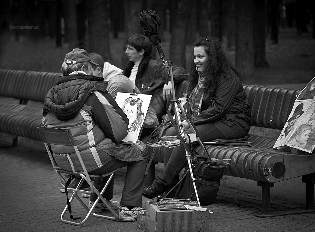 caricaturist and model