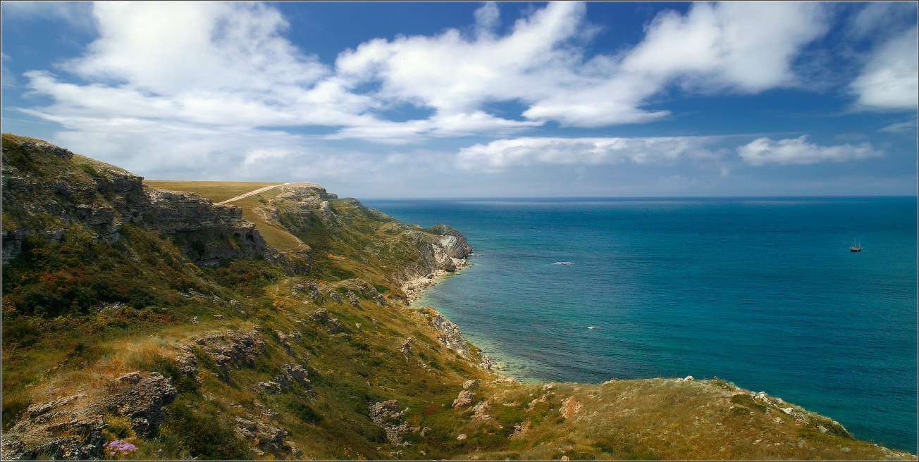 Мыс сарыч коттеджный поселок. Джангульское побережье и тарханкут. Сиреневая бухта генеральские пляжи. Села крыма у моря. Села крыма у моря.