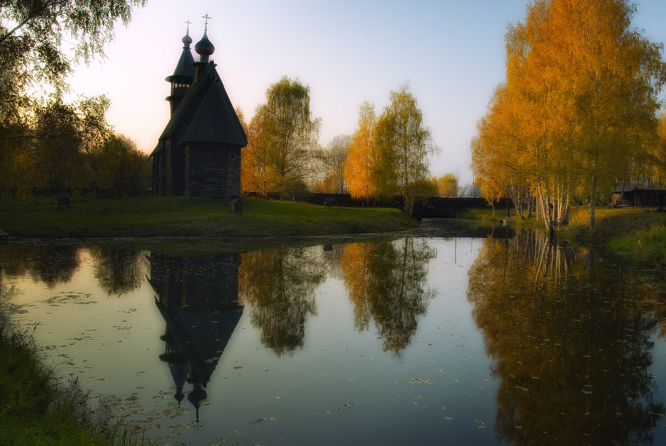 Николо Вяжищский монастырь осень