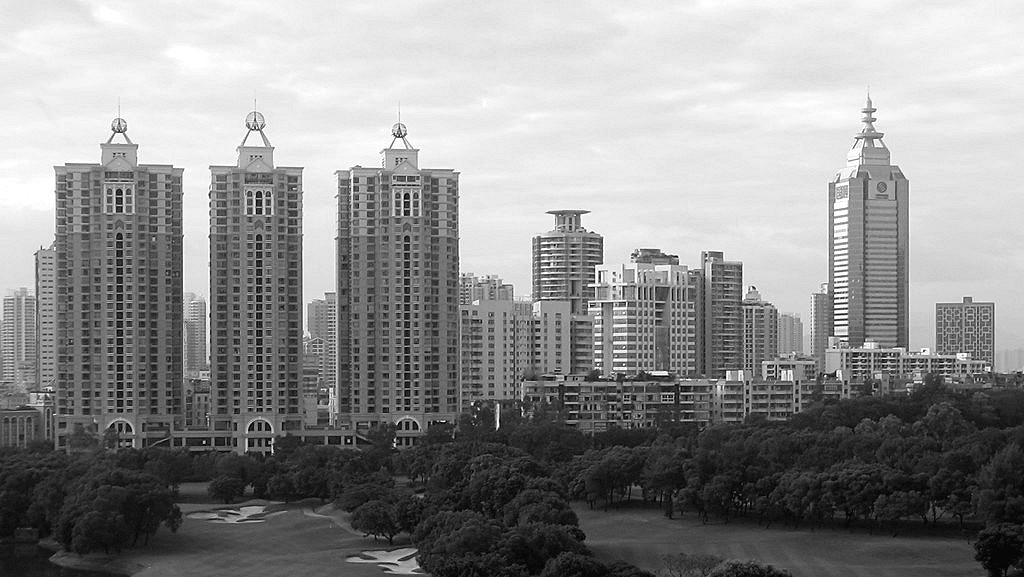 Skyscrapers, skyscrapers ...