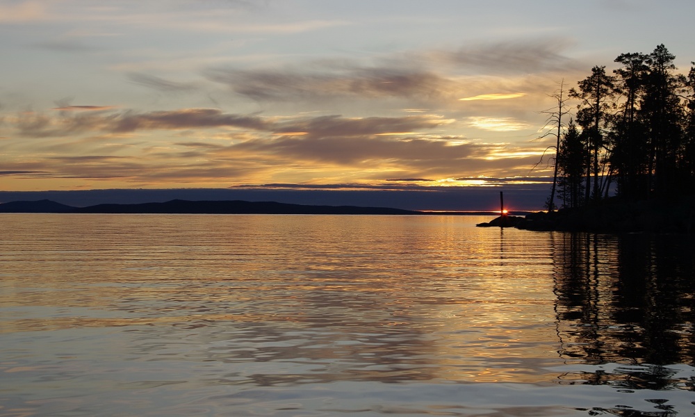 Sunset on Pjaozero.
