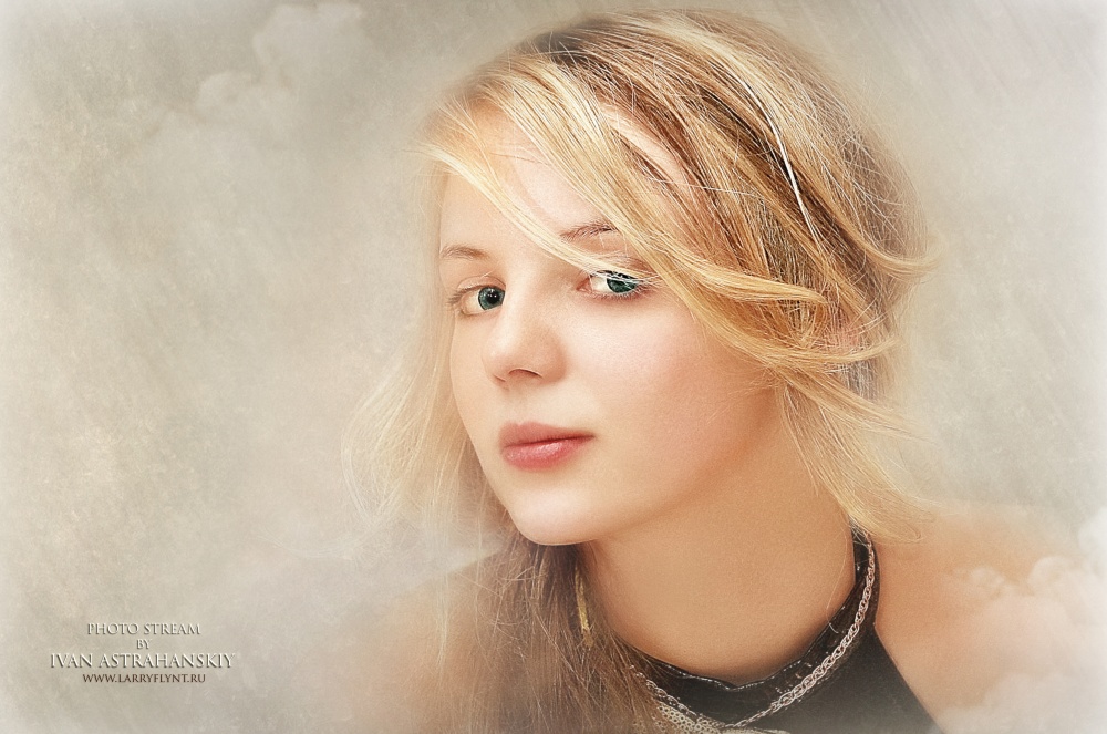 Model: Alena Isaeva