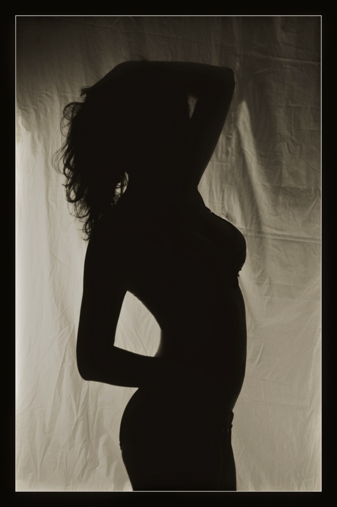 Nu silhouette