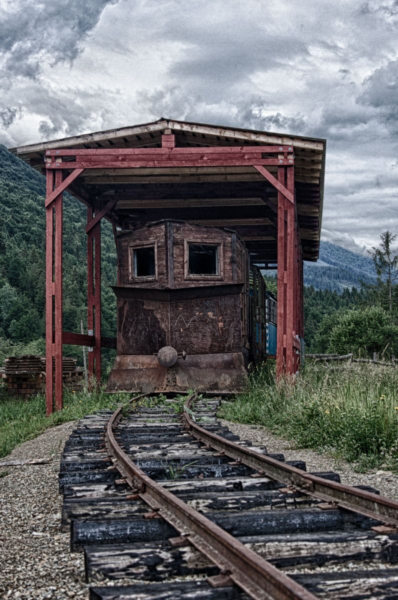 This train is not in a hurry ...