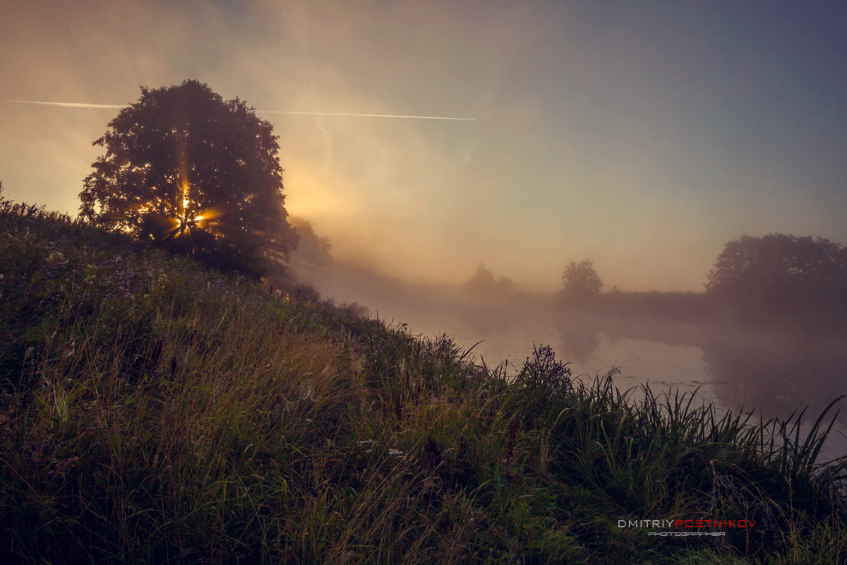 Dawn on the river's sister.
