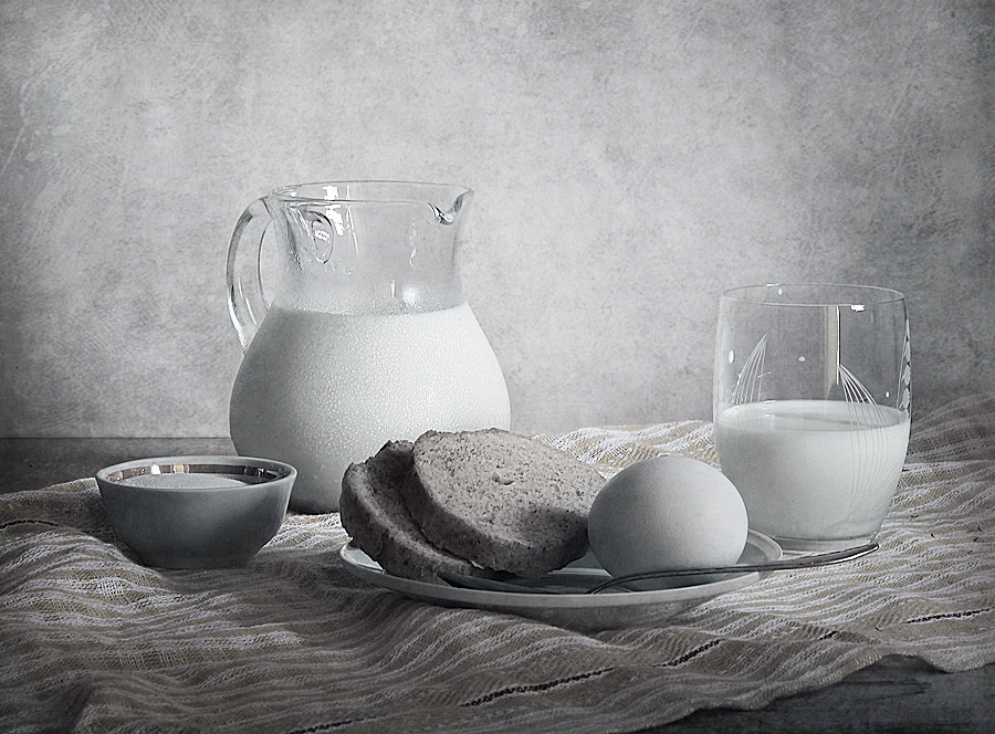 Three Colors: White