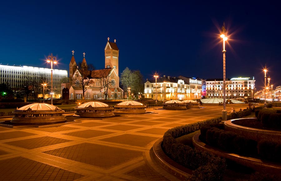 Evening Minsk. Independence Square.