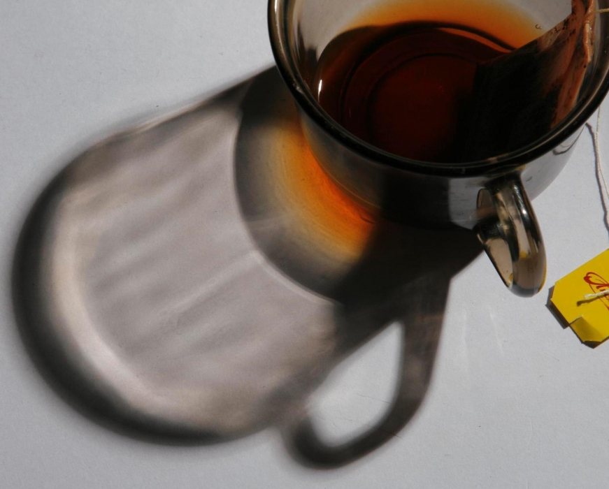 Share tea with shade