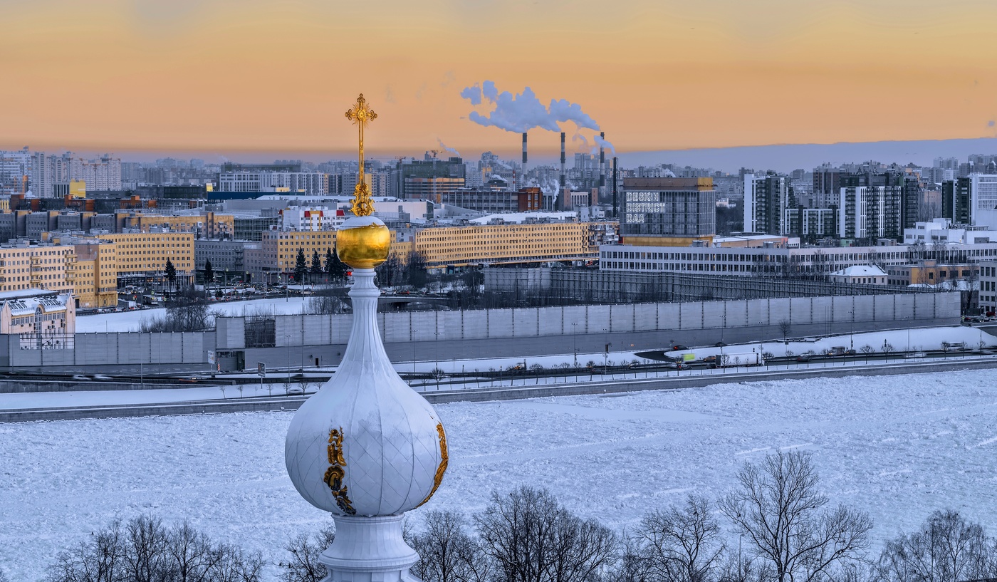 Winter city.
