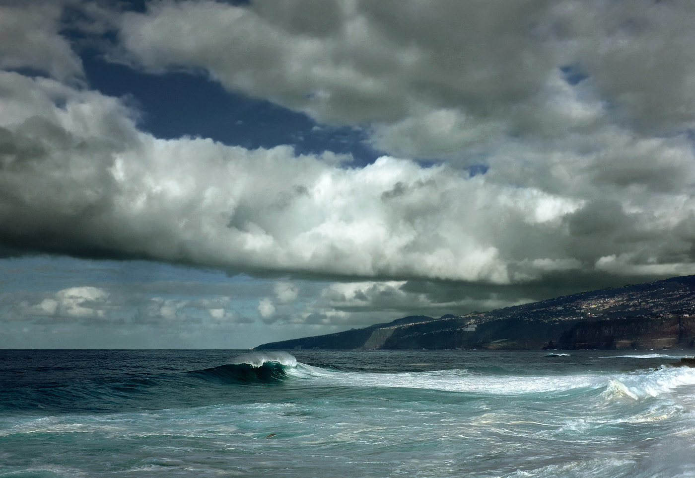 Wave and sky