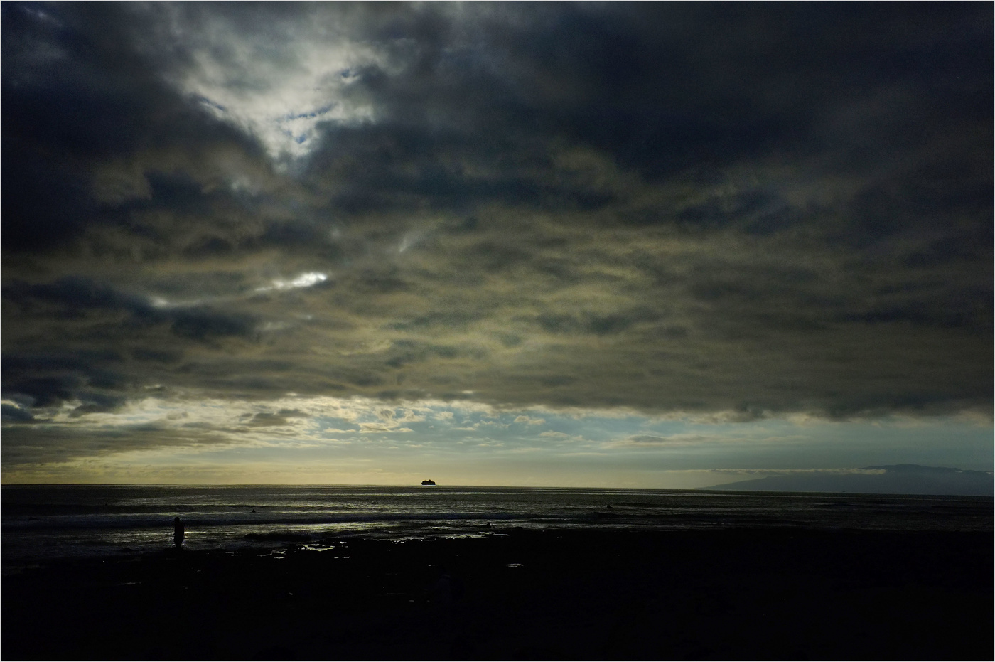 Ocean horizon